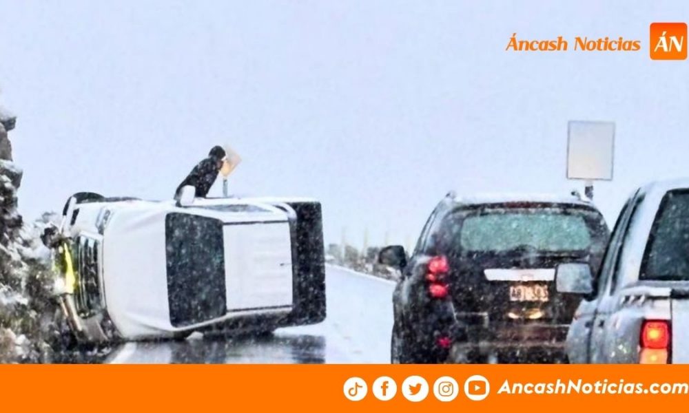 Áncash: Camioneta se despista en la vía Carhuaz–Chacas