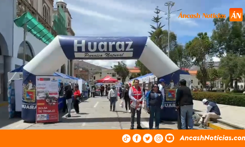 Huaraz: feria laboral ofreció más de 200 puestos de trabajo en la Plaza de Armas